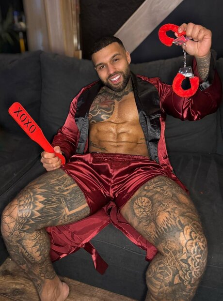 Gordon Sam star best galleries