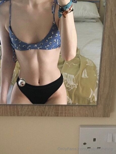 Gabstonevip nudes star image