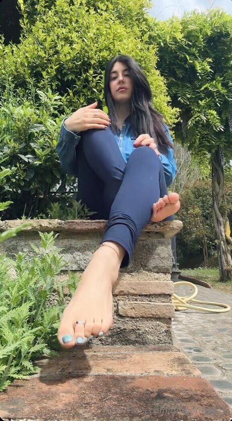 Gingerlove 7 naked model image