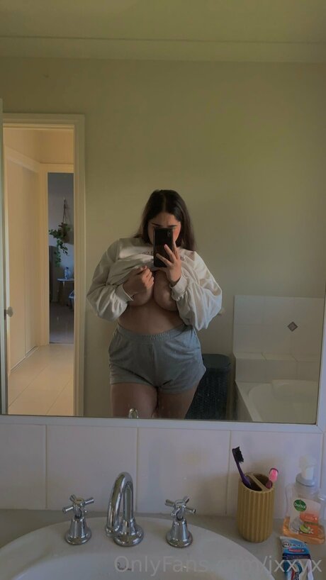 Bemyjxy model pornographic photo