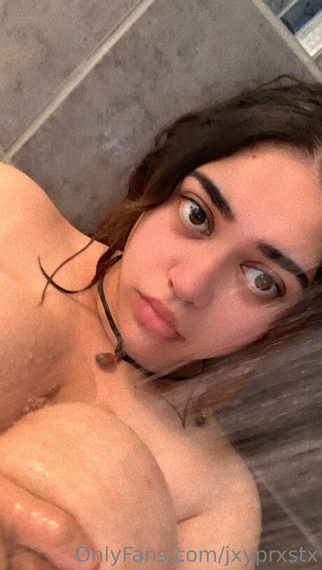 Bemyjxy model nude img