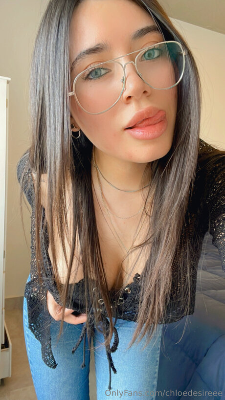 Chloedesireee exclusive actress img
