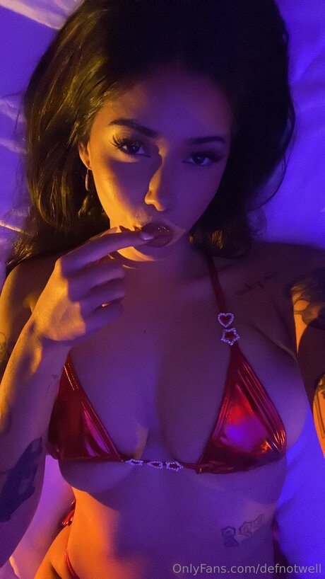 Defnotwell nice pornstar img