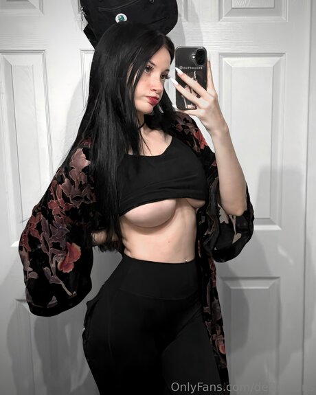 Deftmoons pretty actress img