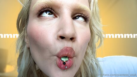 Giantess Vovk model nudes gallery