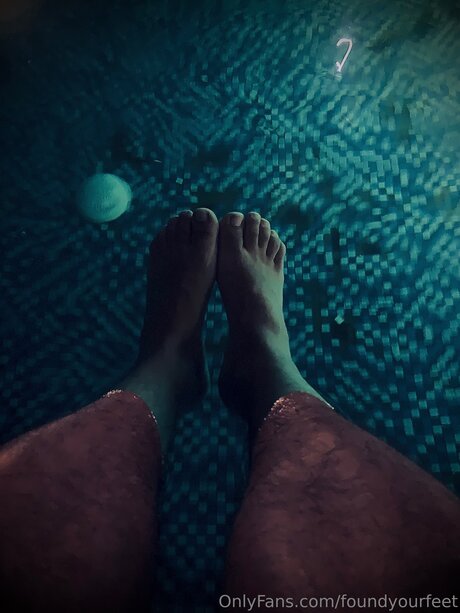 Foundyourfeet star pornographic img