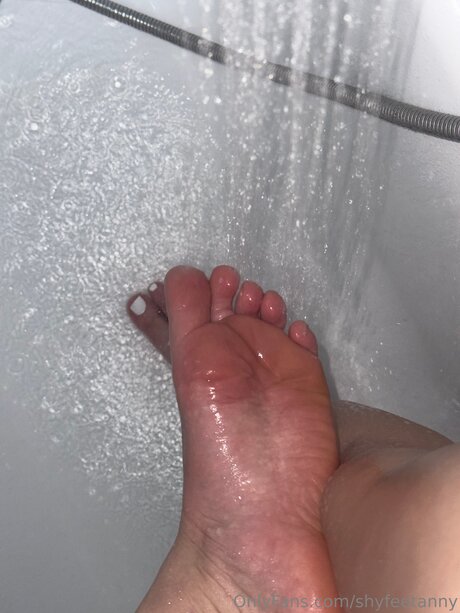 Shyfeetanny xxx pornstar picture