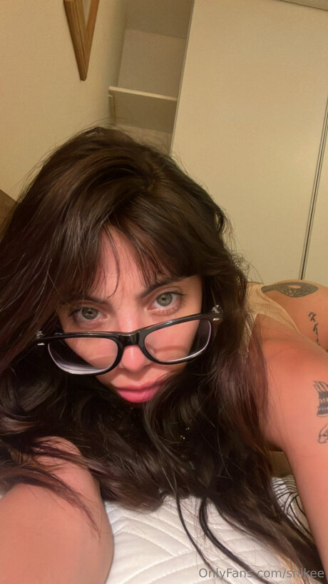 Juliagameusee exclusive actress photos