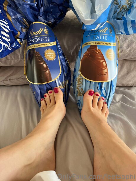 Feetsophi pornstar naked image