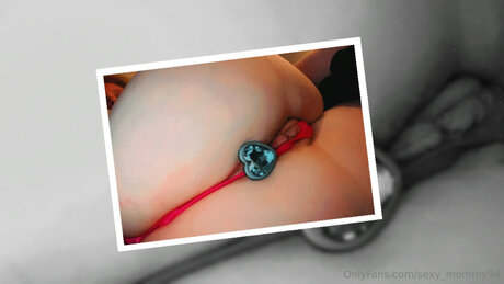 Sexy Mommy94 actress gallery