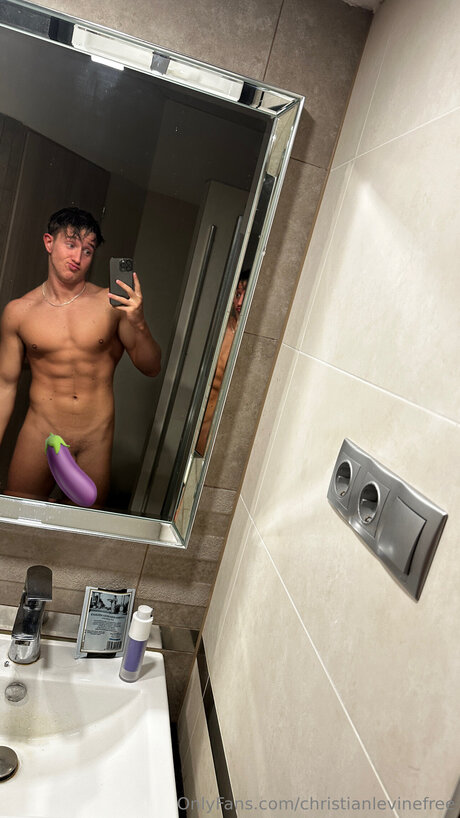 Christianlevine Straight model pics