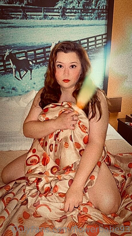 Flowerbabe93 erotic pornstar pics