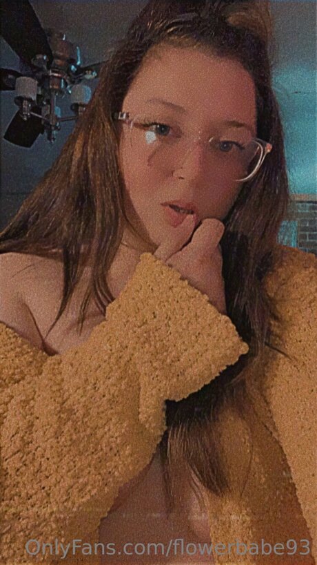 Flowerbabe93 beautiful pornstar image