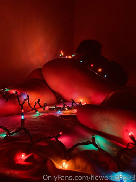 Flowerbabe93 model xxx picture