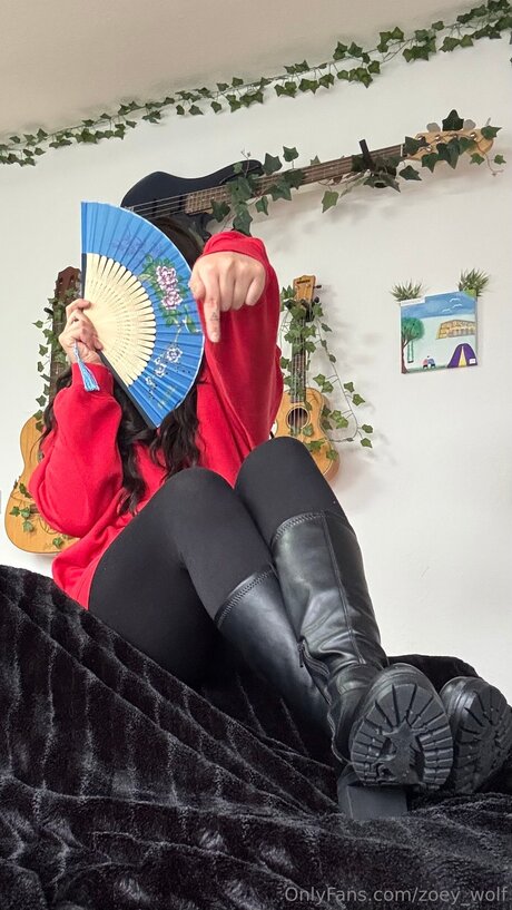 Zoey Wolf beautiful pornstar gallery