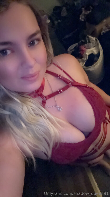 Shadow Queen91 sex actress pic