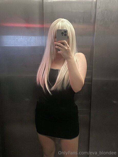 Eva Blondee perfect actress archive