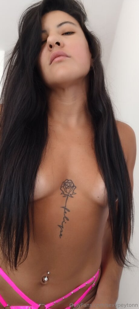 Anhiclair erotic pornstar pic