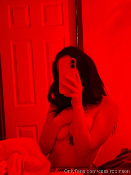 Cass Robinson naked star gallery