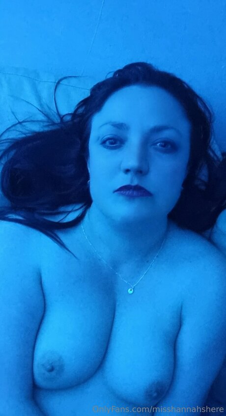 Misshannahshere pornstar sex images