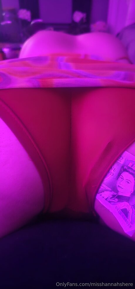 Misshannahshere star sexy photo