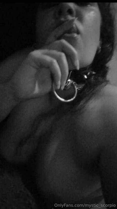 Mystic Scorpio sexy actress pic