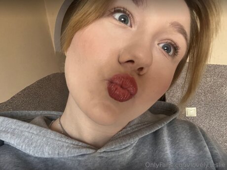 Lovely Leslie star sex image