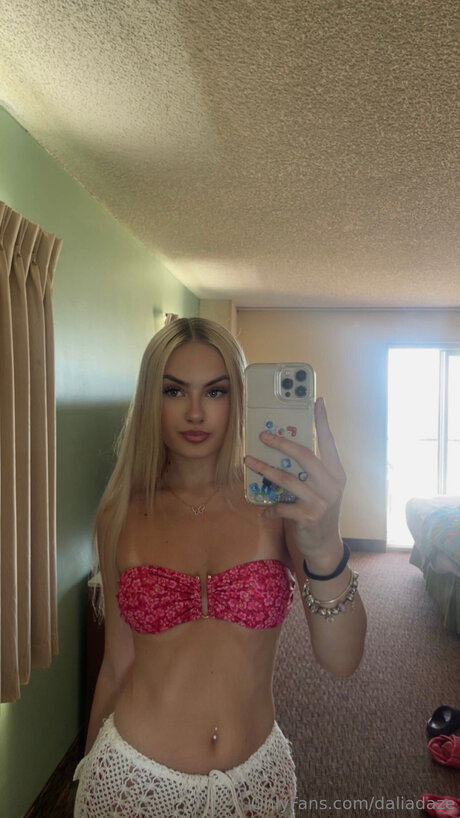 Daliadaze perfect star pictures