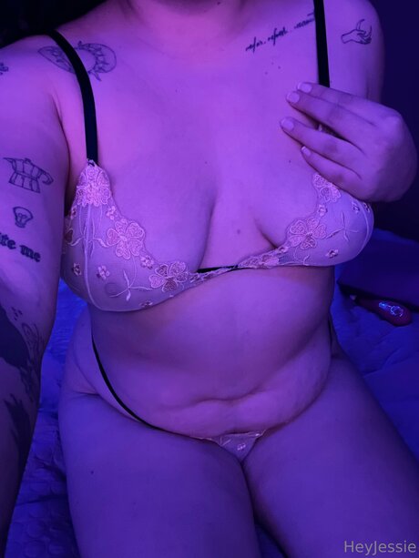 Sunflower Jessie pornstar sex photo