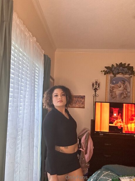 Annabellebooo hot actress pic