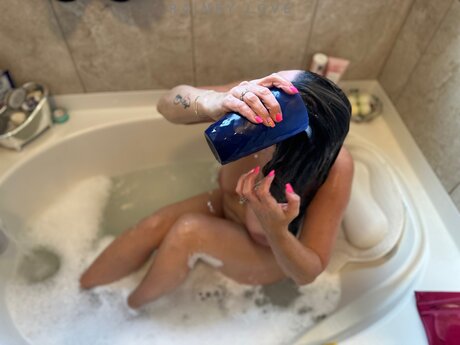 Raineylovesyou free pornstar photos