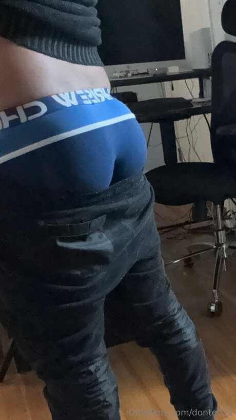 Donte011 model naked img