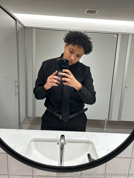 Blankslatee nice model pictures