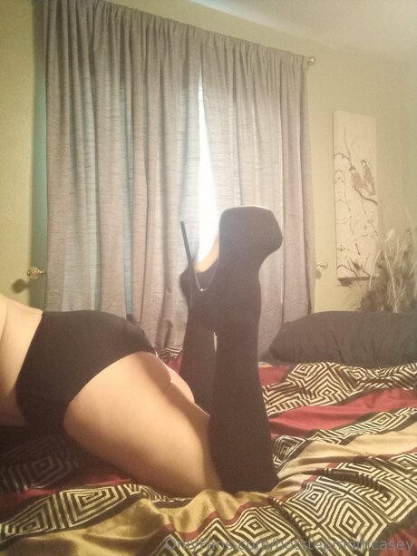 Hotstepmomcasey model exclusive picture