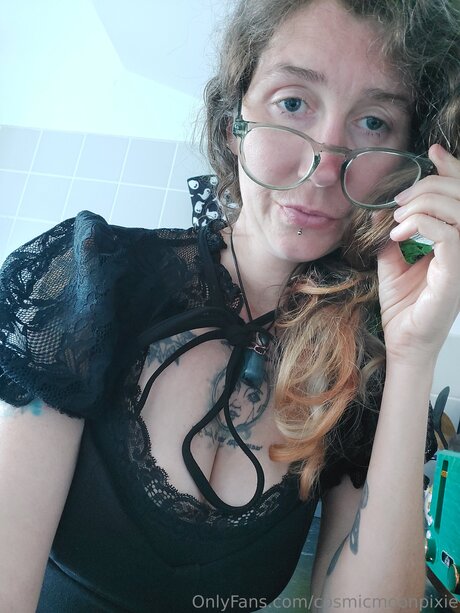 Cosmicmoonpixie sex actress image