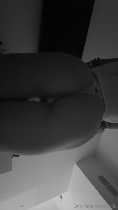 Kialiu pretty model gallery