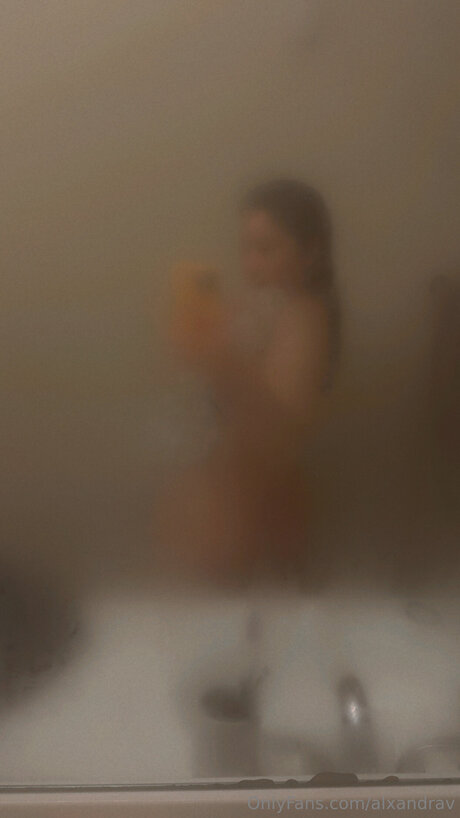 Alxandrav pretty actress photo