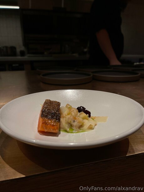 Alxandrav erotic pornstar img