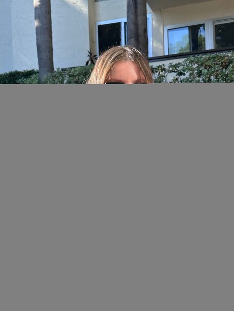 Peatykittykiss nude star img