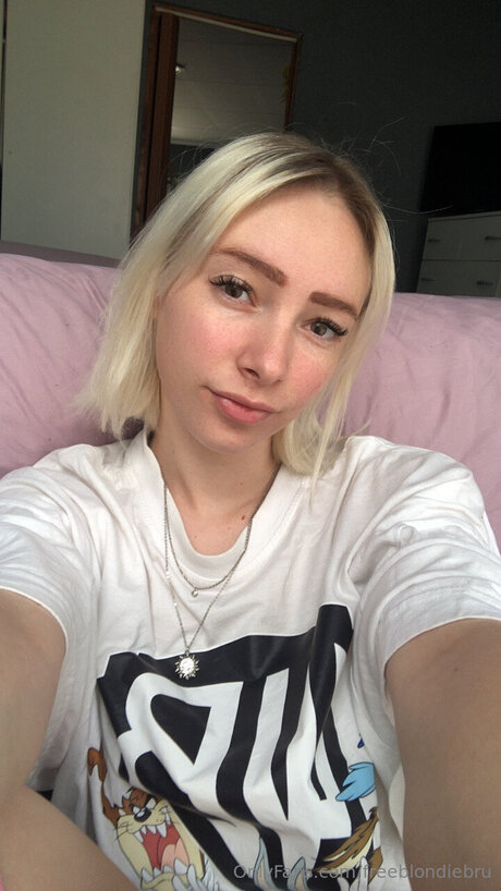 Freeblondiebru star exclusive picture