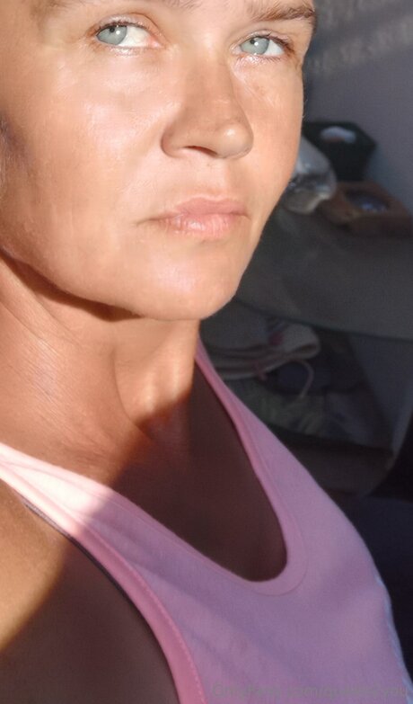 Queen2you top star galleries