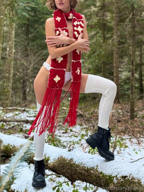 Maryplaisir model adult pictures