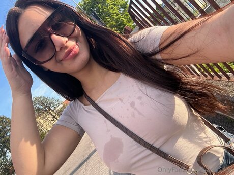 Yaslin Fox actress img