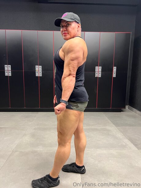 Helletrevino model high quality picture