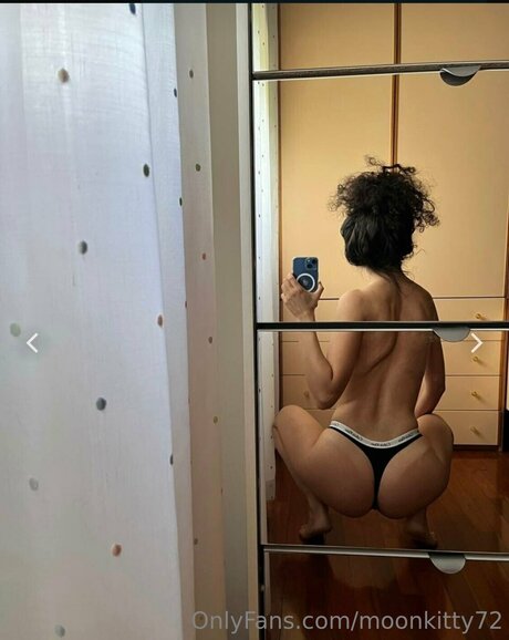 Moonkitty72 star hot galleries