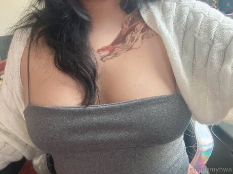 Emyhwa nice model gallery