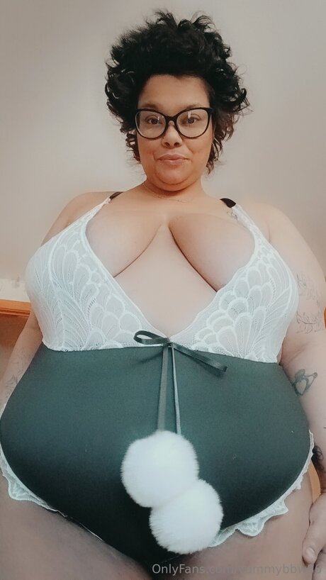 Yummybbw86 art actress galleries