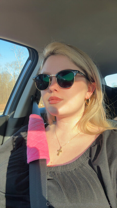 Naughtymama2 0 nice model image