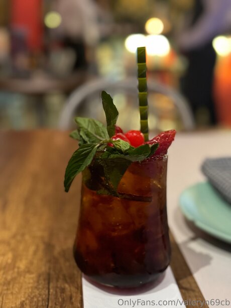 Valeryn69cb model xxx images