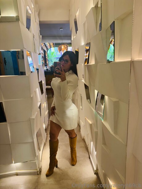 Valeryn69cb pornstar high quality image